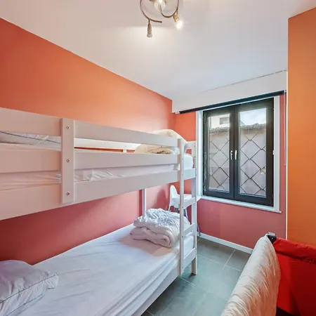 Duplex In Near Grand Place, Cleaning Included
