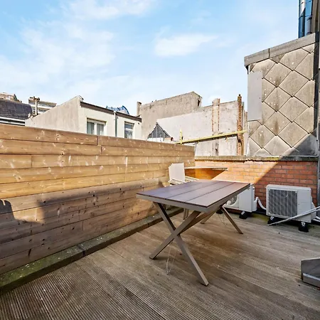 Duplex In Near Grand Place, Cleaning Included Apartamento Blankenberge