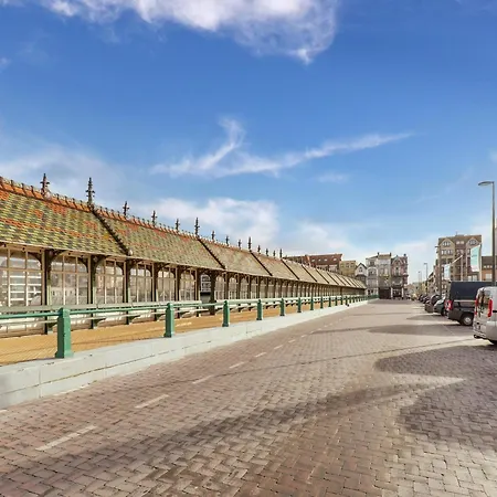 Duplex In Near Grand Place, Cleaning Included *