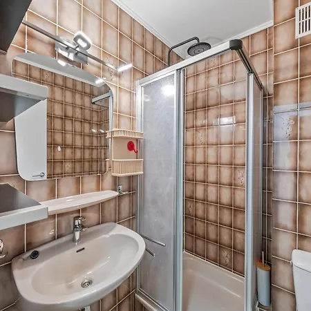 Duplex In Near Grand Place, Cleaning Included Апартаменты *